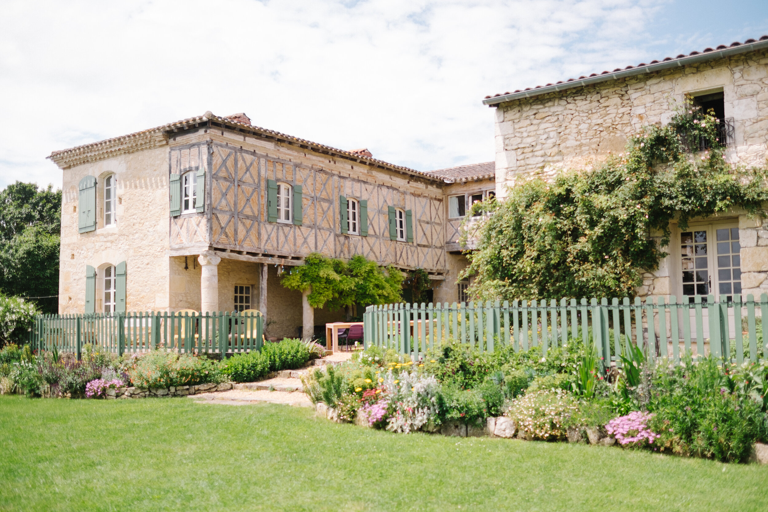 House exterior 5.jpg
